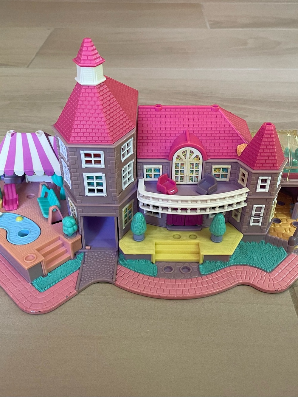 Polly Pocket Magical Mansion (1994)